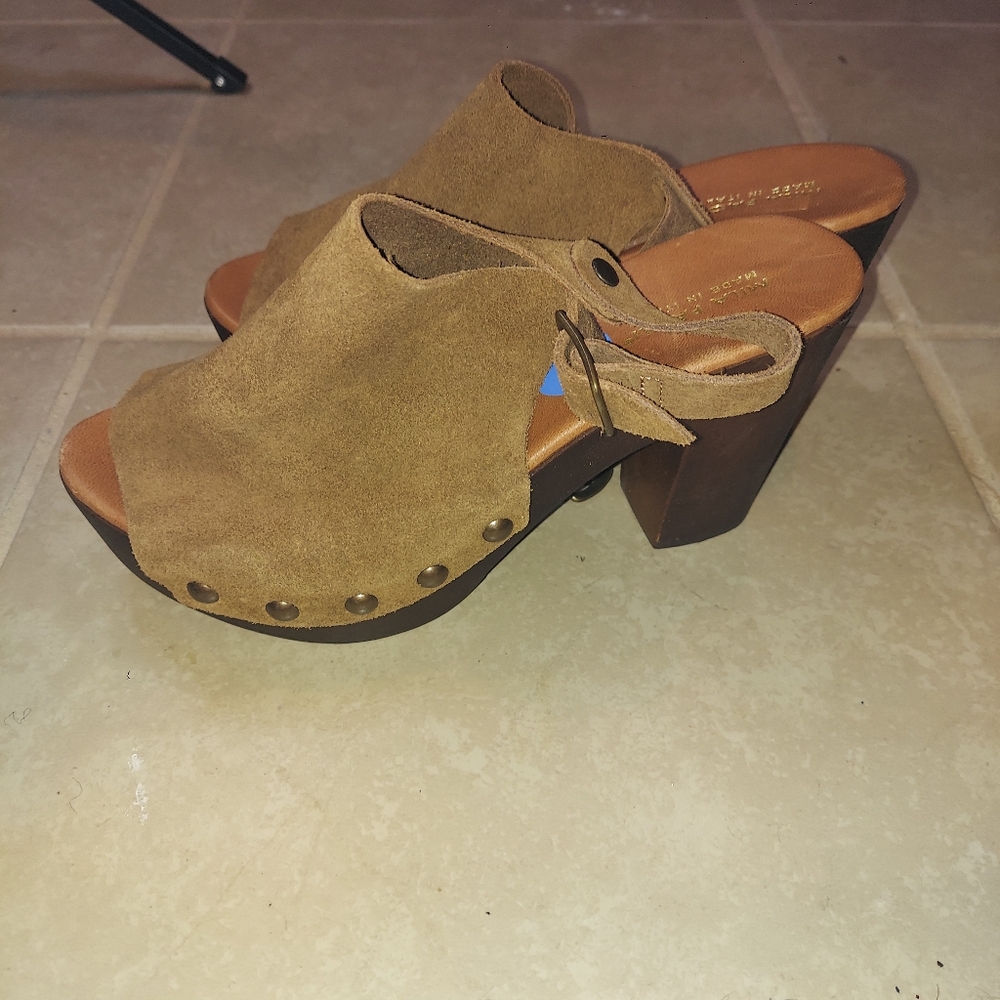 Mila Paoli Suede Wedges